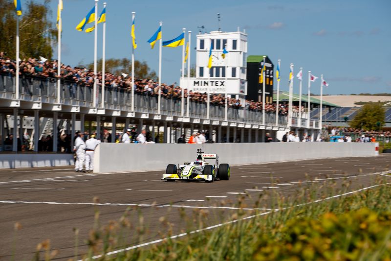 Victory for Fisken & Franchitti at Goodwood