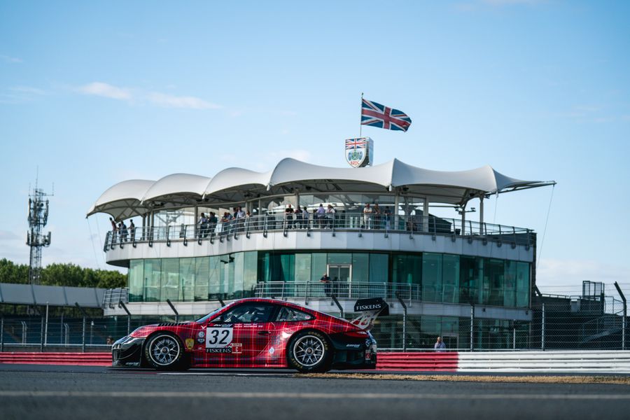 THE TARTAN TERROR RETURNS TO SILVERSTONE