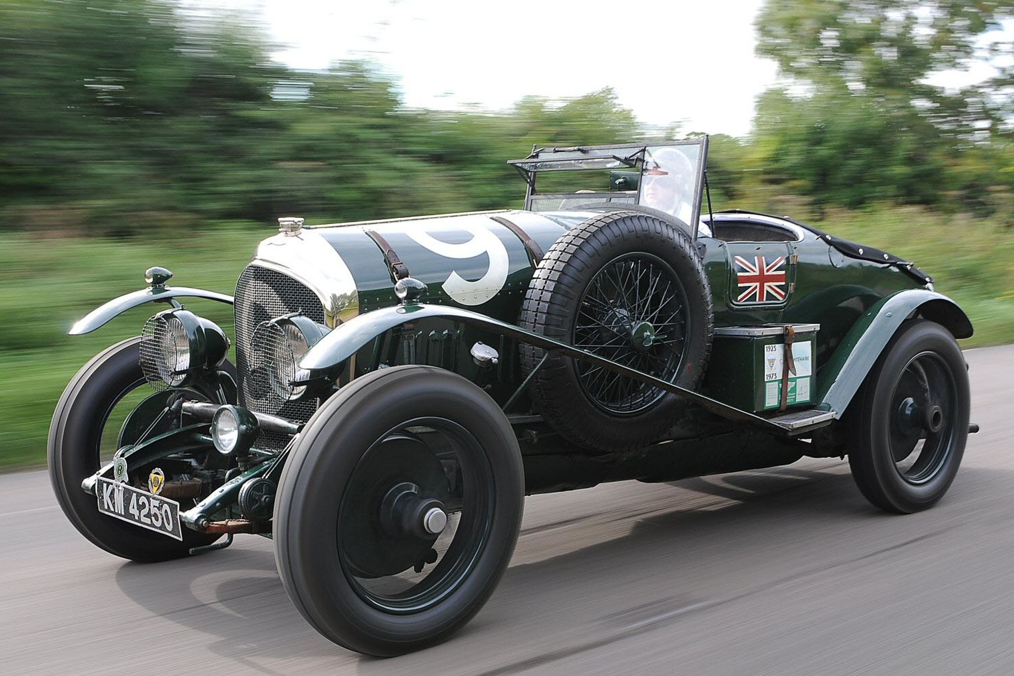 Unique Le Mans Bentley tops spate of Fiskens’ summer sales