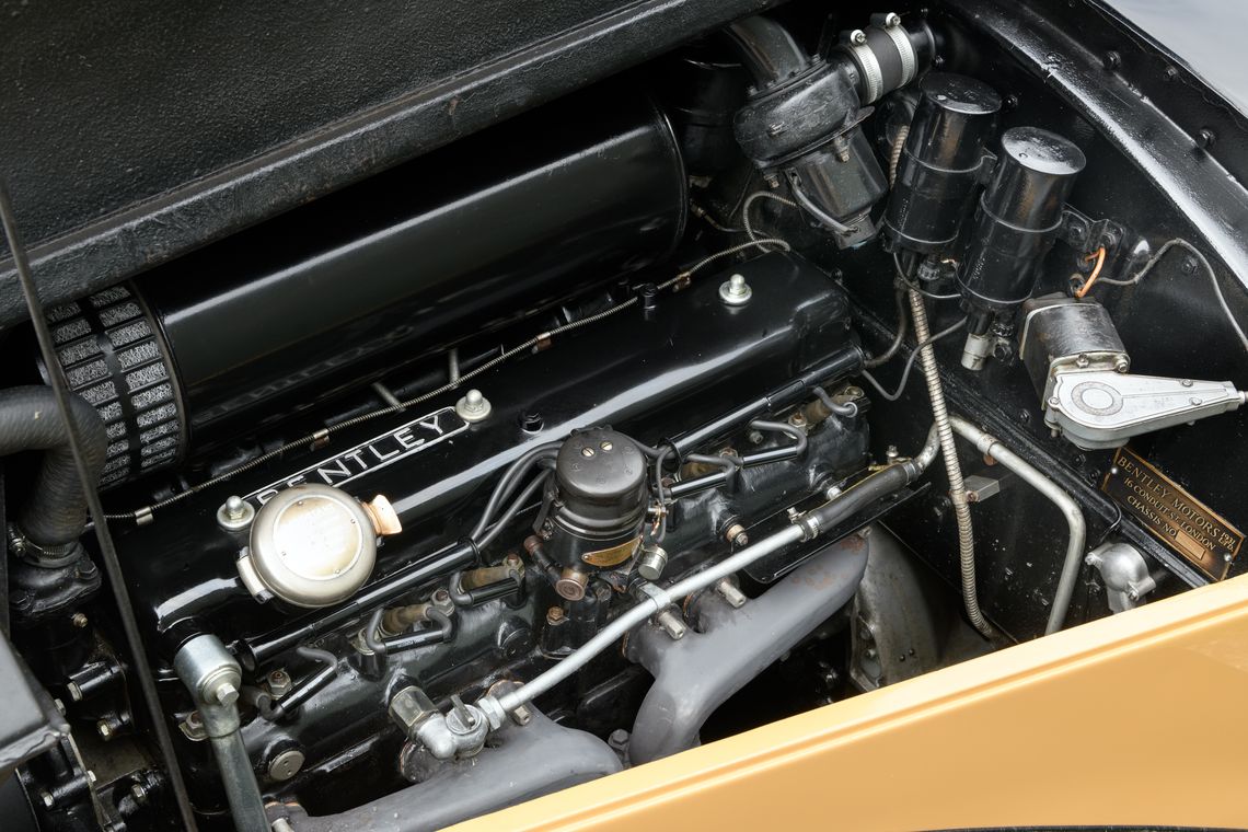 1951 Bentley MKVI Standard Steel Saloon