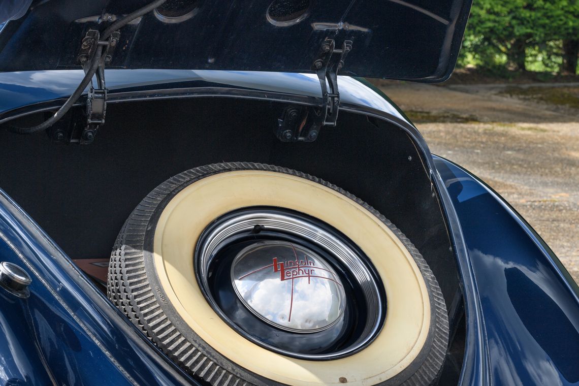 1939 Lincoln Zephyr V12