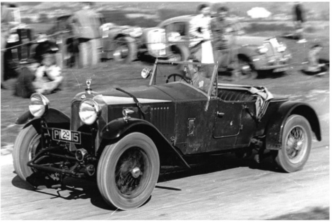 1925 Vauxhall 30-98