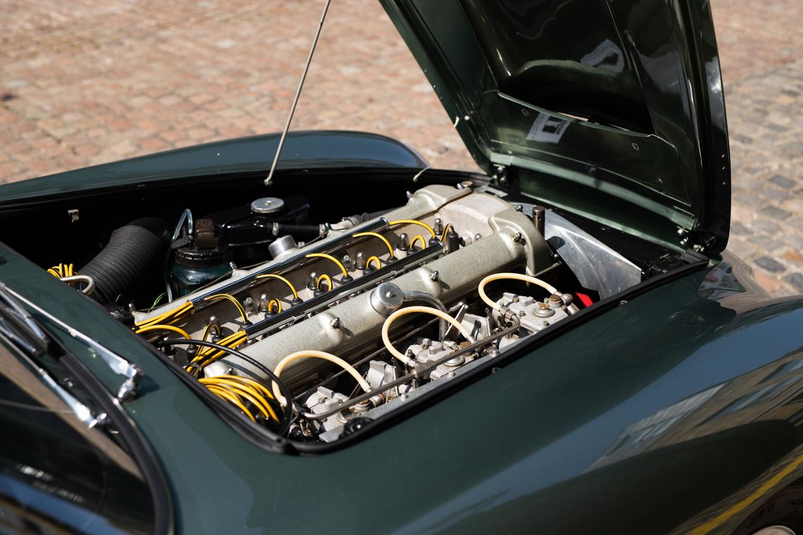 1961 Aston Martin DB4 GT