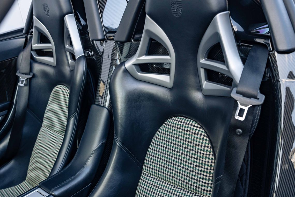 2004 Porsche Carrera GT