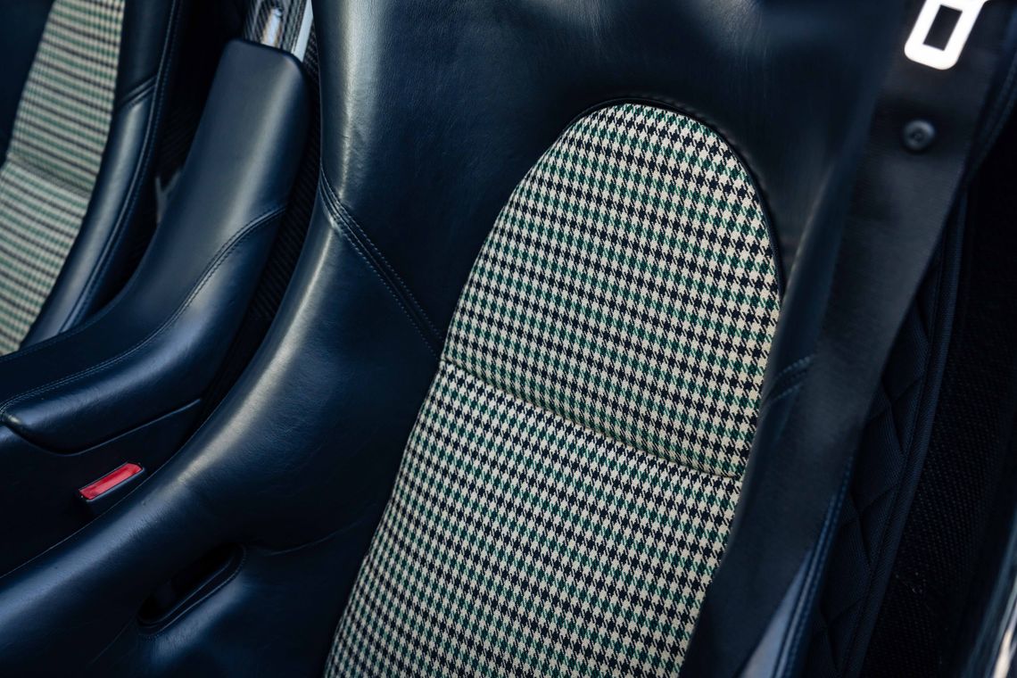 2004 Porsche Carrera GT