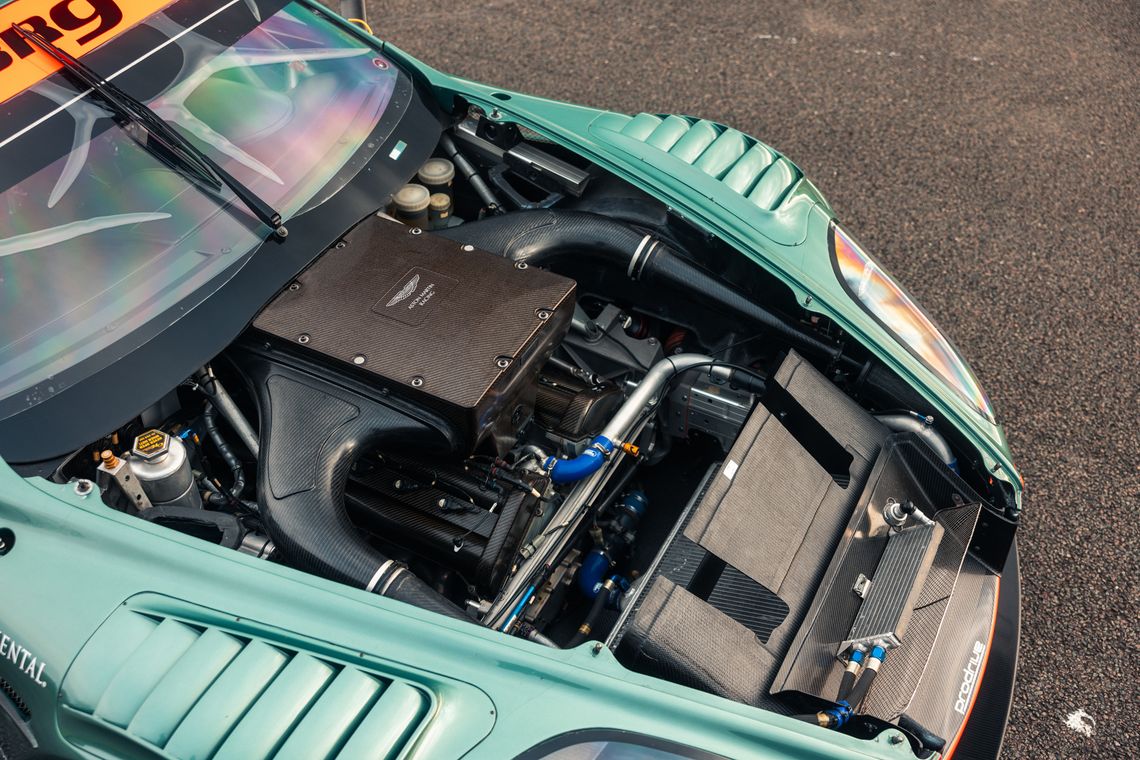 2006 Aston Martin DBR9